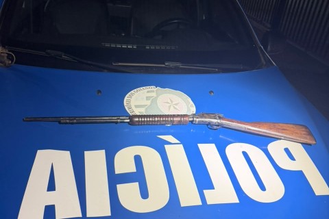 Ação do 14º BPM em Amaralina resulta na apreensão de mais uma arma de fogo
